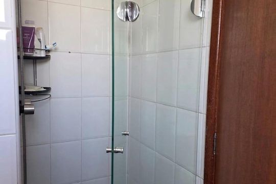 Banheiro de apartamento à venda com 2 quartos, 60m² em Santa Cecilia, São Paulo