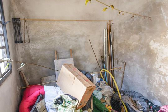 Quarto de Serviço de casa para alugar com 2 quartos, 95m² em Jardim Ana Emilia, Taubaté