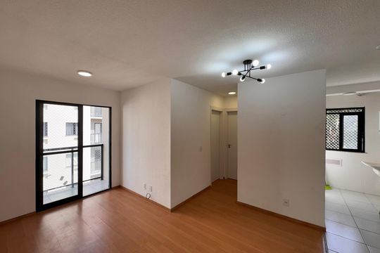 Apartamento para alugar com 2 quartos, 46m² em Vargem Grande, Rio de Janeiro