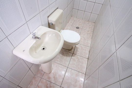 Banheiro de casa para alugar com 1 quarto, 35m² em Parque Colonial, São Paulo