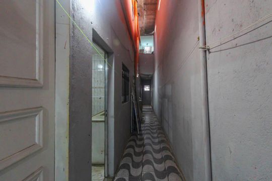 Área externa de casa para alugar com 1 quarto, 32m² em Parque Colonial, São Paulo