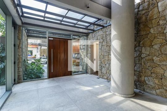 Área comum de apartamento à venda com 3 quartos, 335m² em Itaim Bibi, São Paulo