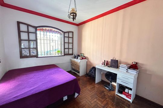 Casa para alugar com 3 quartos, 200m² em Parque Turistas, Belo Horizonte