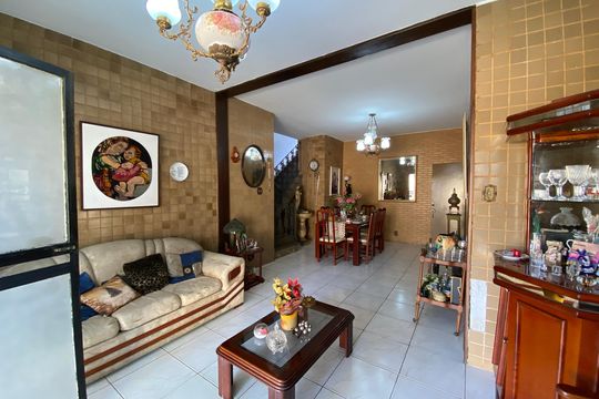 Casa à venda com 4 quartos, 684m² em Piedade, Rio de Janeiro