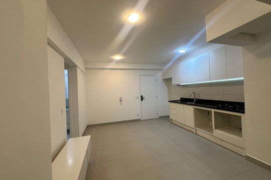 Sala de apartamento para alugar com 2 quartos, 48m² em Nova Aldeinha, Barueri
