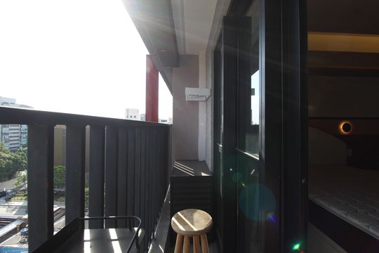 Varanda de kitnet/studio para alugar com 1 quarto, 24m² em Indianópolis, São Paulo