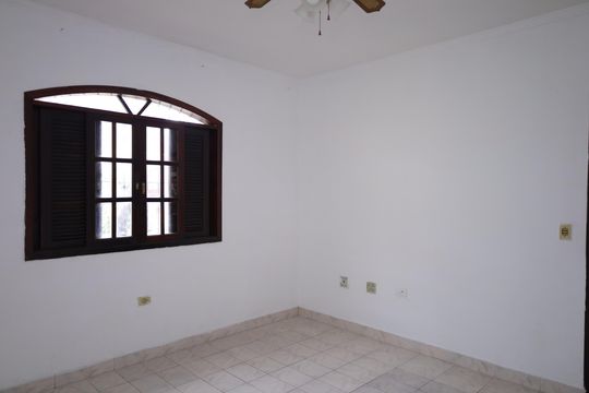 Quarto 1 de casa para alugar com 4 quartos, 160m² em Cidade São Miguel, São Paulo
