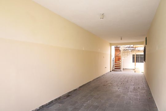 Garagem de casa para alugar com 4 quartos, 160m² em Cidade São Miguel, São Paulo