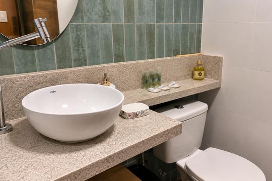 Banheiro de apartamento à venda com 1 quarto, 30m² em Centro, Rio de Janeiro
