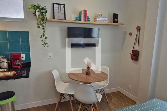 Quarto/Sala de apartamento à venda com 1 quarto, 30m² em Centro, Rio de Janeiro