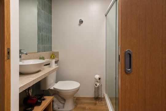 Banheiro de apartamento à venda com 1 quarto, 30m² em Centro, Rio de Janeiro