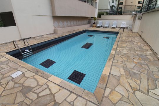 Área comum - Piscina de apartamento para alugar com 3 quartos, 83m² em Parque Residencial Aquarius, São José dos Campos