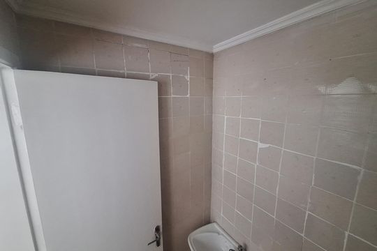 Banheiro de apartamento à venda com 2 quartos, 79m² em Marechal Rondon, Canoas