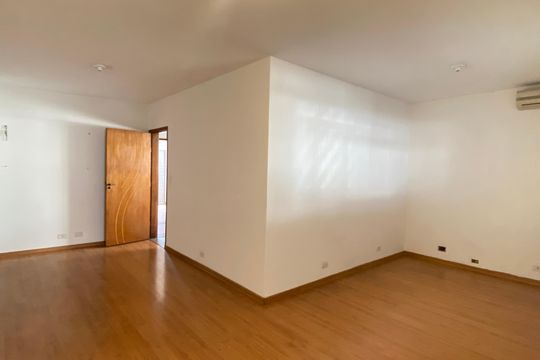 Casa à venda com 4 quartos, 314m² em Jardim D’abril, Osasco