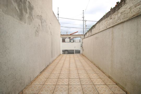 Garagem de casa à venda com 2 quartos, 85m² em Aricanduva, São Paulo
