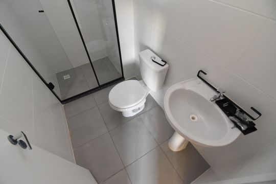 Banheiro 2 de apartamento para alugar com 2 quartos, 60m² em Ouro Fino, São José dos Pinhais