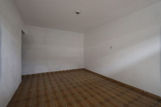 Garagem de casa à venda com 3 quartos, 138m² em Vila Cardoso Franco, São Paulo