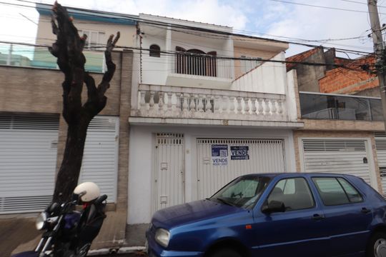 Fachada de casa à venda com 3 quartos, 138m² em Vila Cardoso Franco, São Paulo