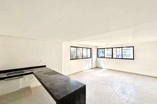 Apartamento à venda com 3 quartos, 210m² em Gutierrez, Belo Horizonte