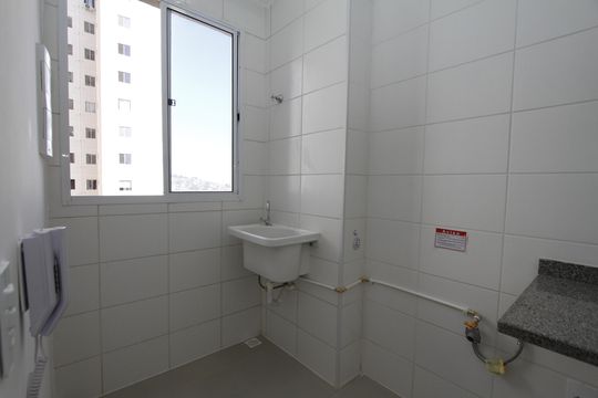 Área de Serviço de apartamento para alugar com 2 quartos, 47m² em Palmeiras, Belo Horizonte