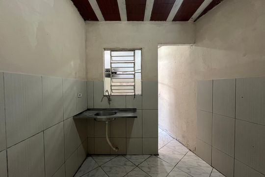 Cozinha de kitnet/studio para alugar com 1 quarto, 44m² em Pedra Azul, Contagem