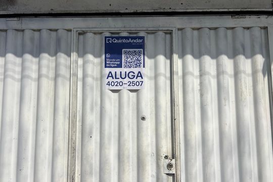 Placa QuintoAndar de kitnet/studio para alugar com 1 quarto, 44m² em Pedra Azul, Contagem