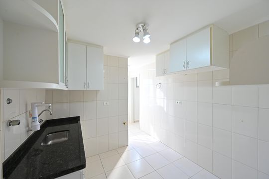 Cozinha de apartamento à venda com 3 quartos, 90m² em Vila Clementino, São Paulo