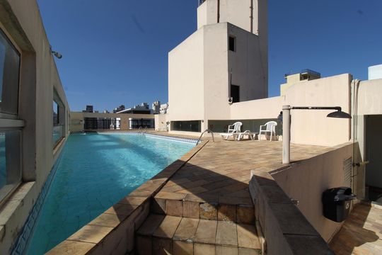 Área Comum - Piscina de kitnet/studio para alugar com 1 quarto, 35m² em Moema, São Paulo