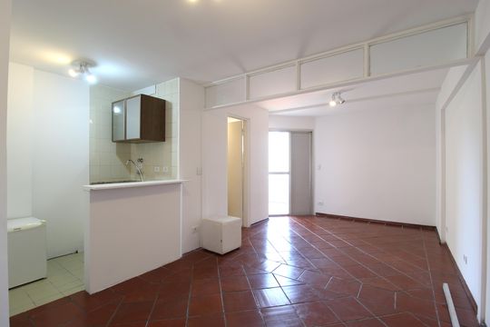 Sala/Quarto de kitnet/studio para alugar com 1 quarto, 35m² em Moema, São Paulo