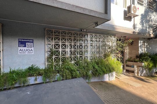 Fachada SWRM-2709 de kitnet/studio para alugar com 1 quarto, 37m² em Cerqueira César, São Paulo