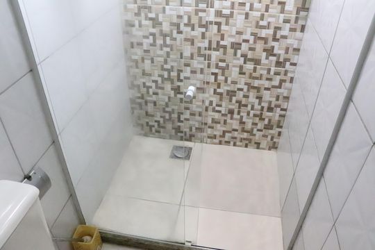 Banheiro de kitnet/studio para alugar com 1 quarto, 30m² em Centro, Campos dos Goytacazes