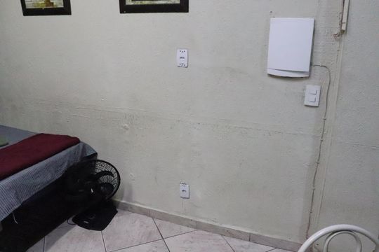 Sala de kitnet/studio para alugar com 1 quarto, 30m² em Centro, Campos dos Goytacazes