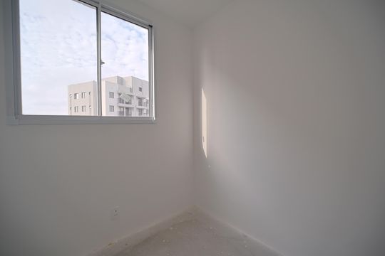 Quarto 1 de apartamento para alugar com 2 quartos, 40m² em Vila Campanela, São Paulo