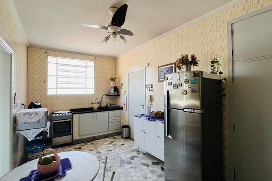 Apartamento à venda com 2 quartos, 129m² em Centro, Campinas