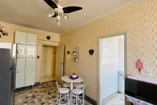 Apartamento à venda com 2 quartos, 129m² em Centro, Campinas