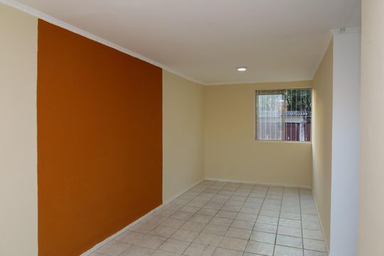Sala de apartamento para alugar com 2 quartos, 58m² em Conjunto Residencial José Bonifácio, São Paulo