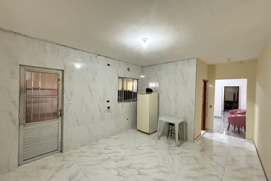 Cozinha  de casa para alugar com 2 quartos, 50m² em Jardim Angelina, Ferraz de Vasconcelos