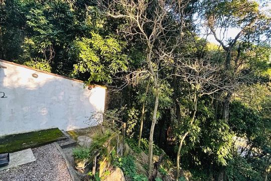 Vista de casa para alugar com 1 quarto, 100m² em Grumari, Rio de Janeiro