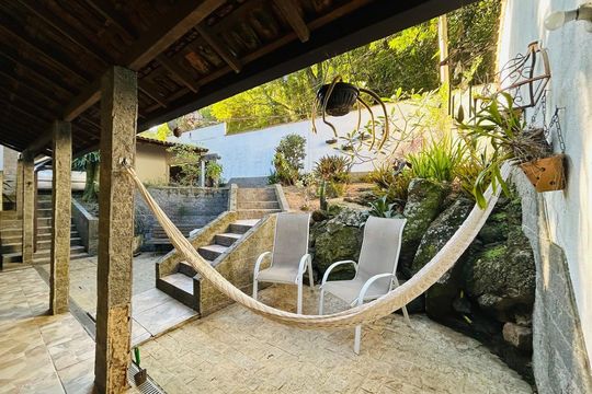 Área externa de casa para alugar com 1 quarto, 100m² em Grumari, Rio de Janeiro