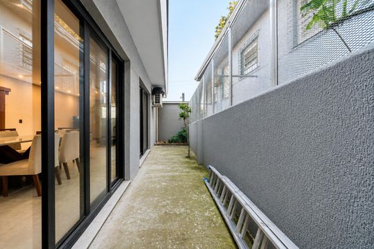 Corredor de casa para alugar com 4 quartos, 269m² em Três Figueiras, Porto Alegre