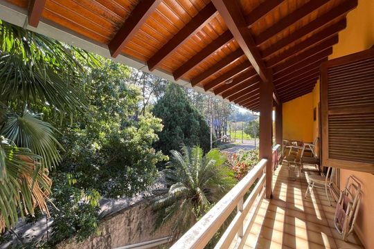 Casa para alugar com 3 quartos, 400m² em Scharlau, São Leopoldo