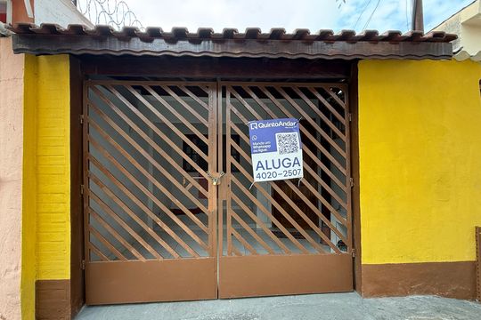 Fachada de casa para alugar com 1 quarto, 44m² em Parque Santo Antonio, Guarulhos