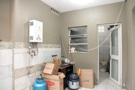 Área de Serviço + Despensa de casa à venda com 3 quartos, 188m² em Auxiliadora, Porto Alegre