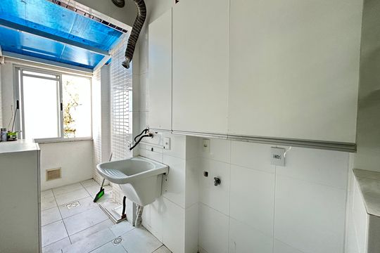 Área de Serviço de apartamento para alugar com 3 quartos, 87m² em Itacorubi, Florianópolis