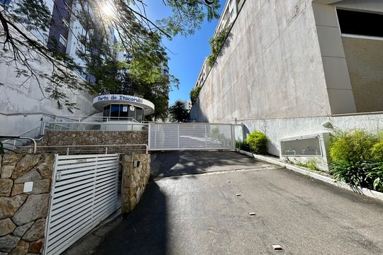 Fachada de apartamento para alugar com 3 quartos, 87m² em Itacorubi, Florianópolis