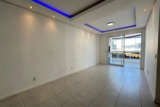Apartamento para alugar com 3 quartos, 87m² em Itacorubi, Florianópolis