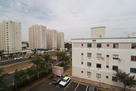 Vista de apartamento para alugar com 2 quartos, 45m² em Shopping Park, Uberlândia