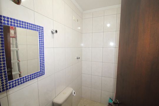 Garagem - Banheiro de casa à venda com 3 quartos, 207m² em Jardim São Paulo, São Paulo