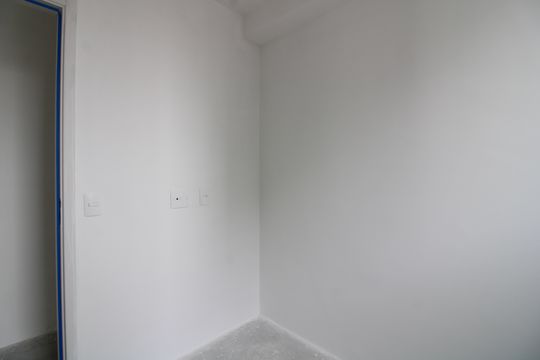 quarto 1 de apartamento para alugar com 2 quartos, 40m² em Vila Campanela, São Paulo