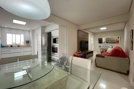 Apartamento à venda com 3 quartos, 123m² em Centro, Jundiaí